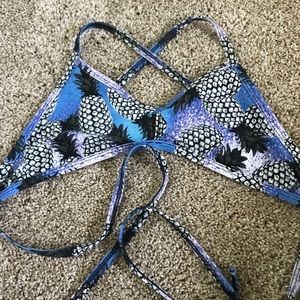 Jolyn vent top